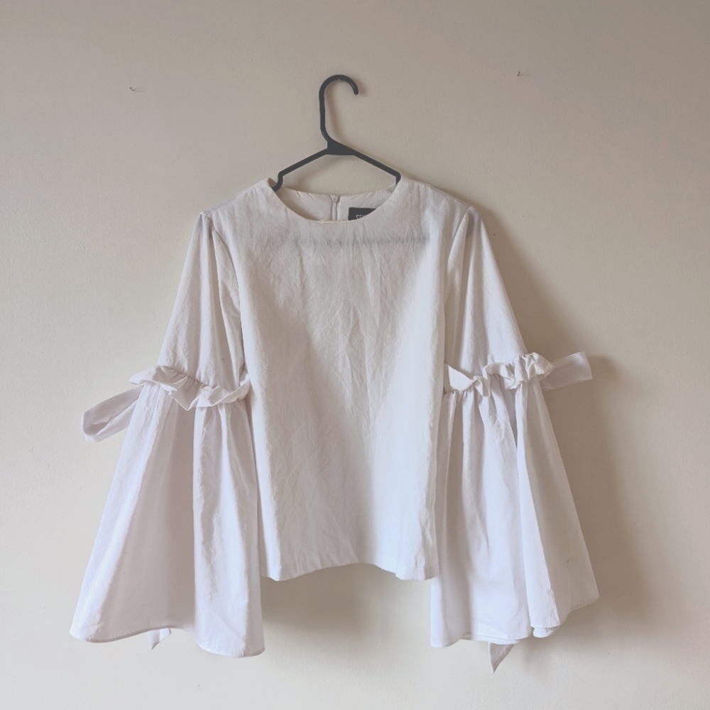 Style Mafia Bow sleeve blouse